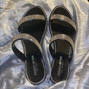 DOUBLE STRAP DIAMOND SANDALS